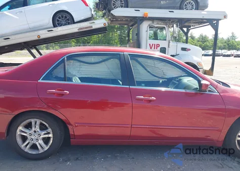 2007 Honda Accord 2.4 Se z USA, uszkodzony, nr VIN 1HGCM56307A035983